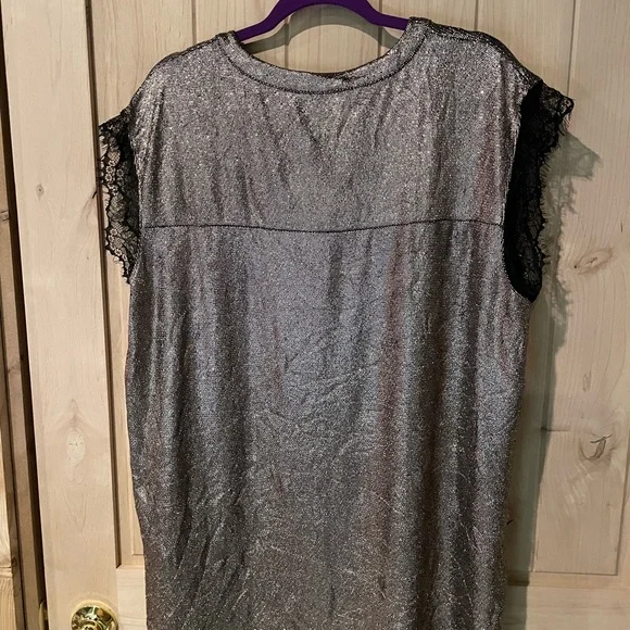 🔥🔥LuLaRoe Shimmering Gold Tunic Top - Picture 3 of 3